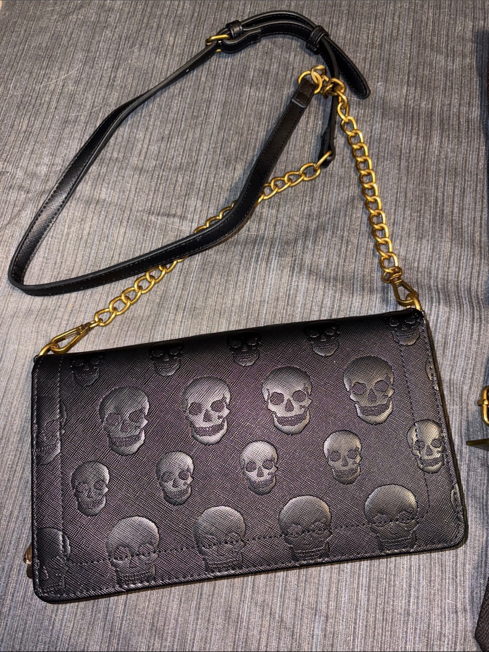 Betsey Johnson Skull Boss Wallet on a Chain NWOT - Picture 5 of 13